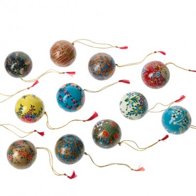 Jasmine White Handpainted christmas baubles set